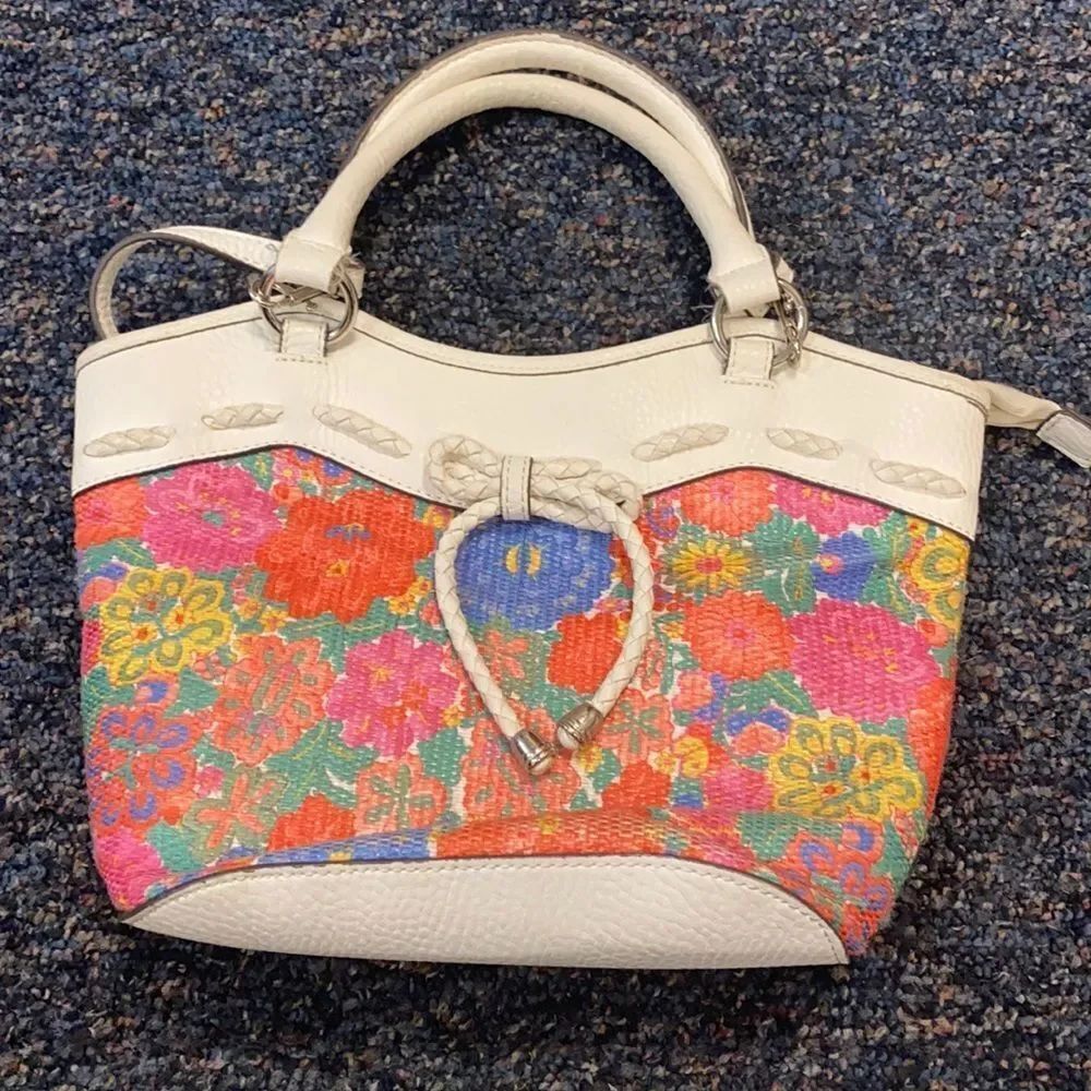 Bueno Basket Purse